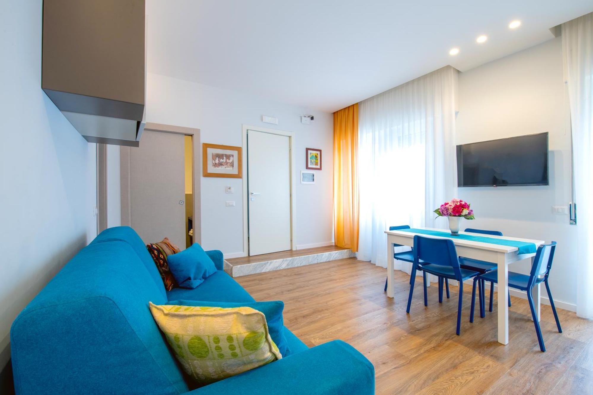 Shabby Chic Seaview Apartments 卡斯特拉玛雷帝斯达比亚 外观 照片