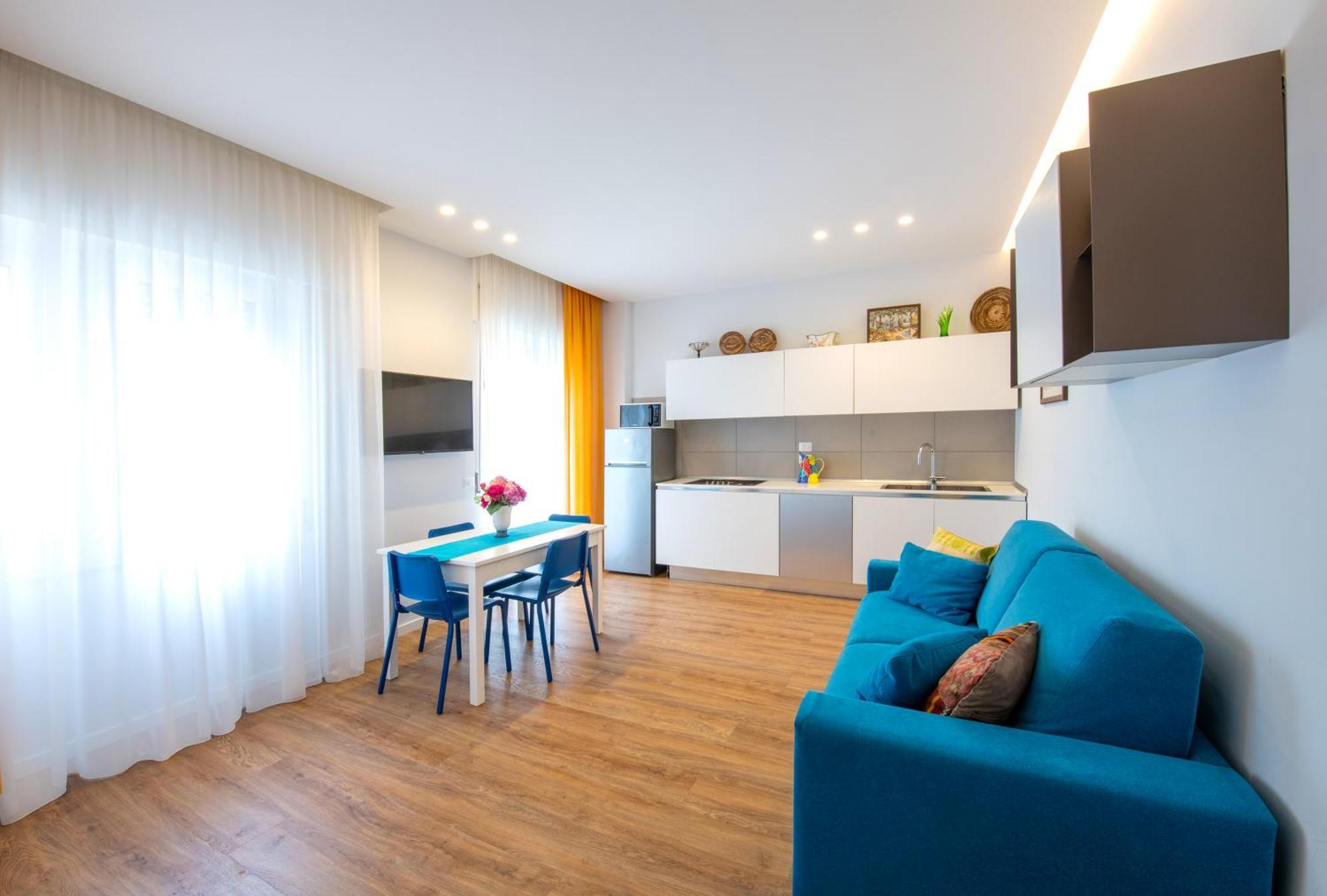 Shabby Chic Seaview Apartments 卡斯特拉玛雷帝斯达比亚 外观 照片
